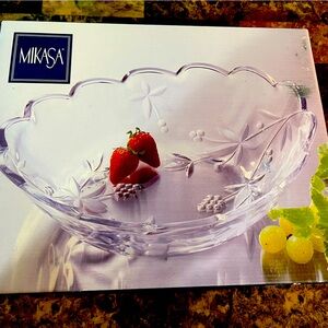 Mikasa Garden Terrace Oval Hostess Bowl, 13”